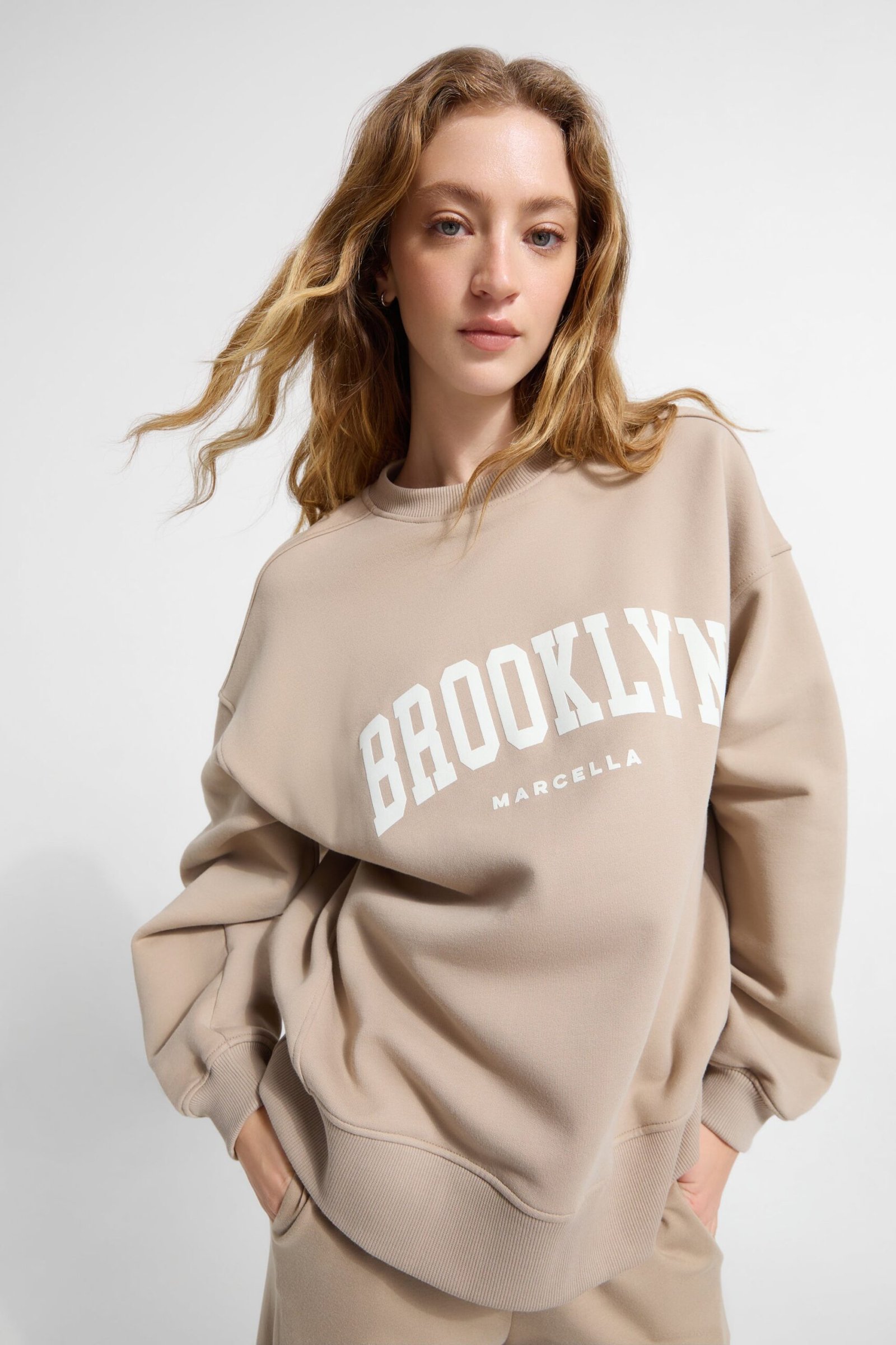 Brooklyn Sweatshirt - Image 9