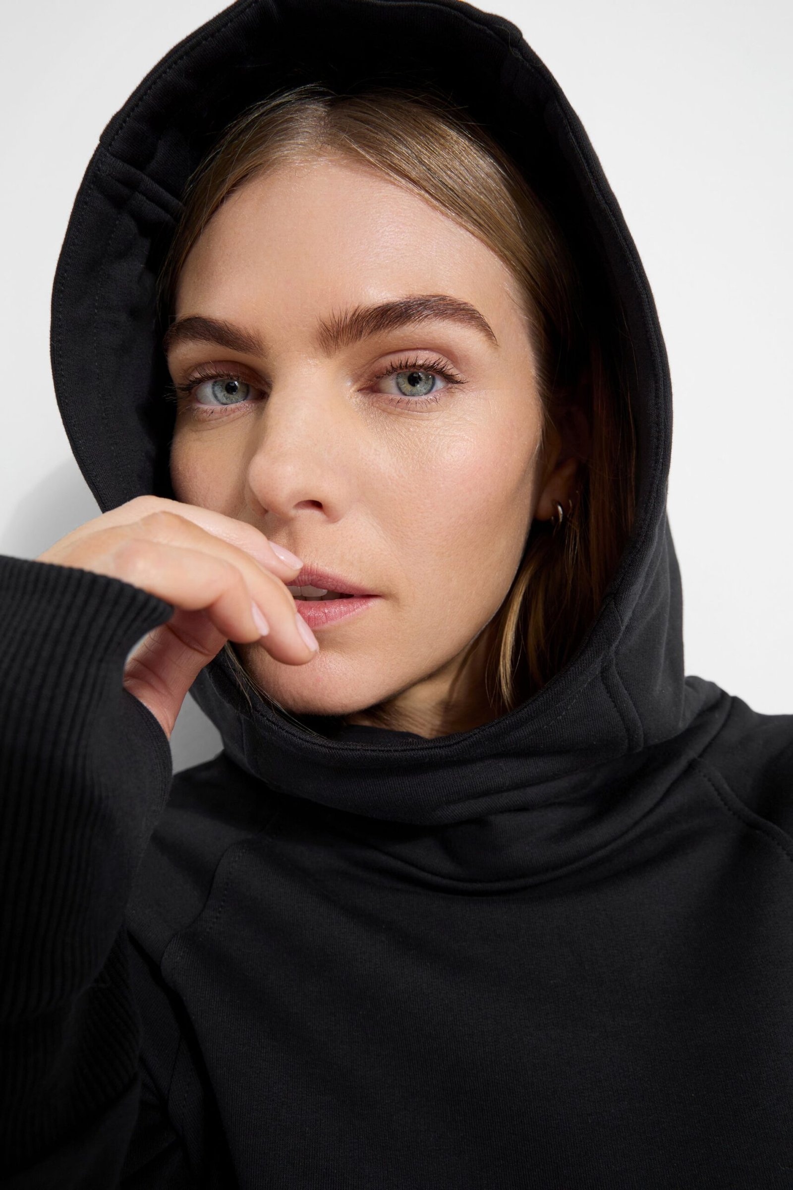 Geneva Sweatshirt - Image 42