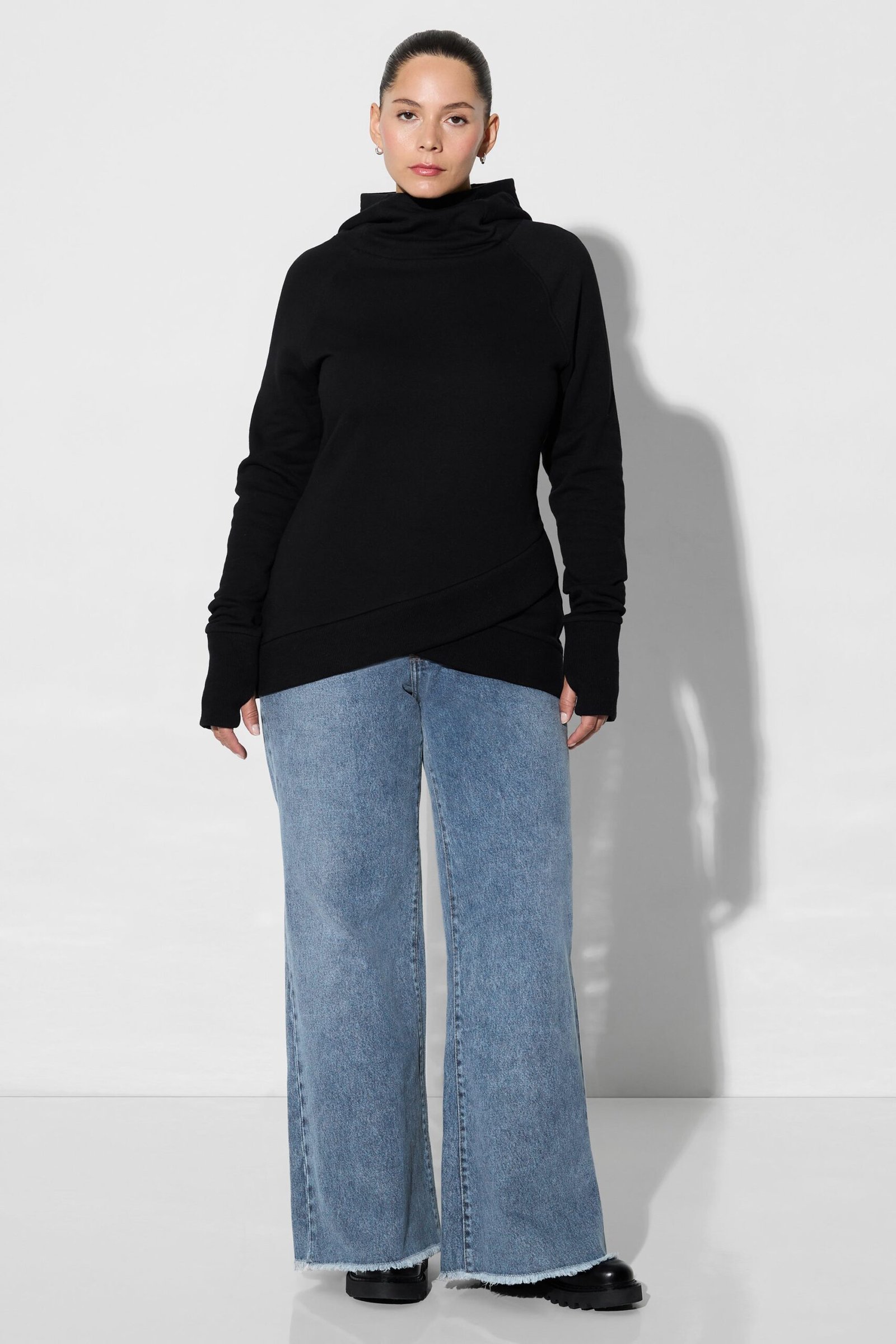 Geneva Sweatshirt - Image 53