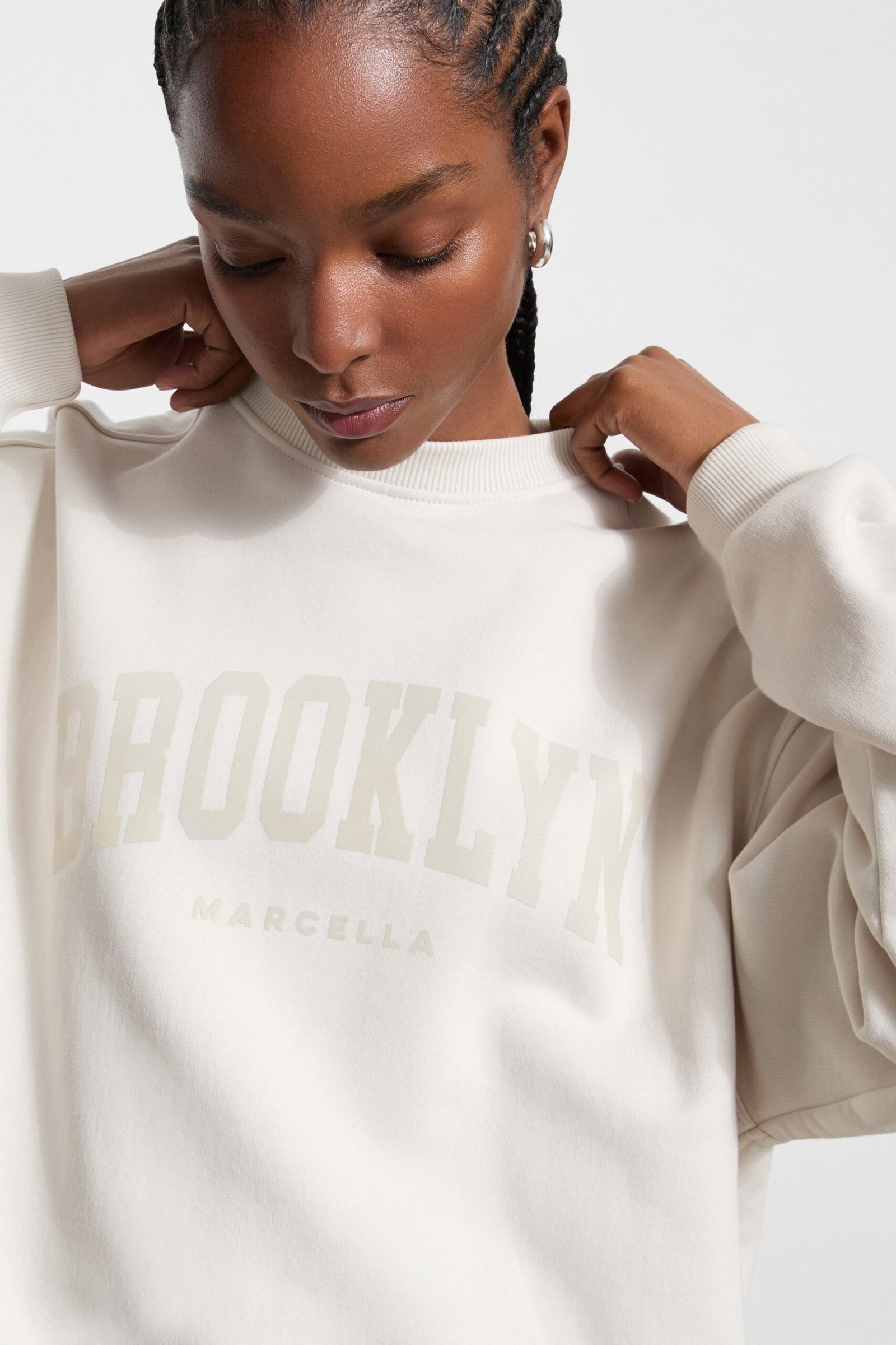 Brooklyn Sweatshirt - Image 6